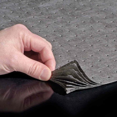 Rotolo assorbente Universale per impieghi di media entità - Assorbenza totale: 161 LT - (2 Rotoli)